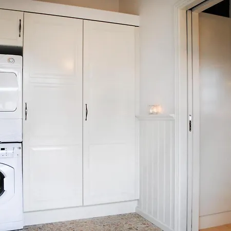 3 Bedroom Stunning In *